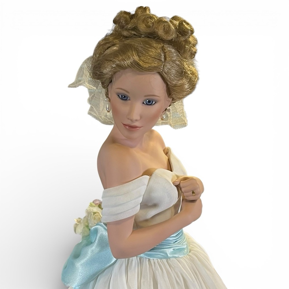Ashton Drake Galleries Summer Dream Porcelain Bride Wedding Doll Donna 1997 - Picture 6 of 12